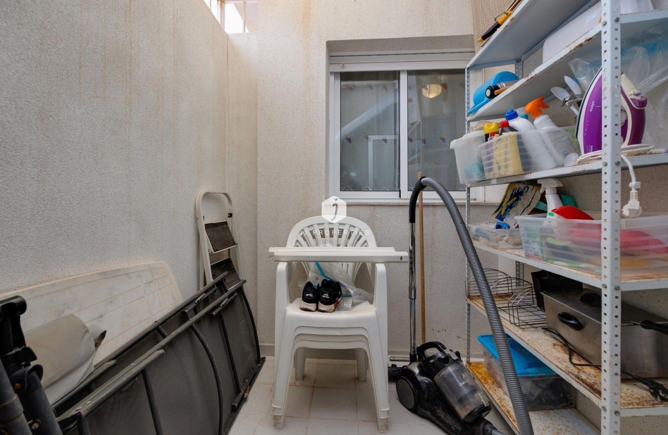 D'occasion - Bungalow -
Torrevieja - Aguas Nuevas 2