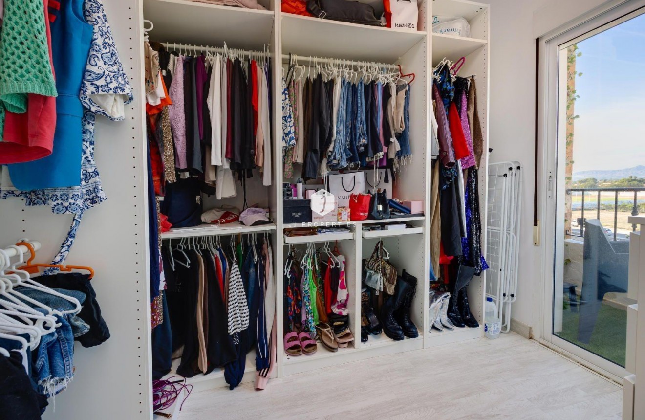 Resale - Penthouse -
Almoradí - Parque De La U