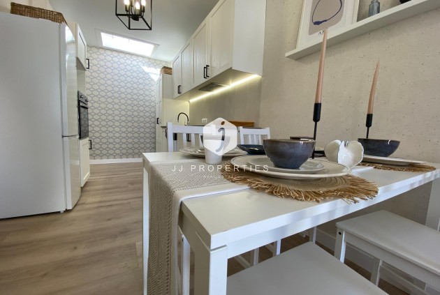 Tweedehands - Chalet -
Torrevieja - Costa Blanca