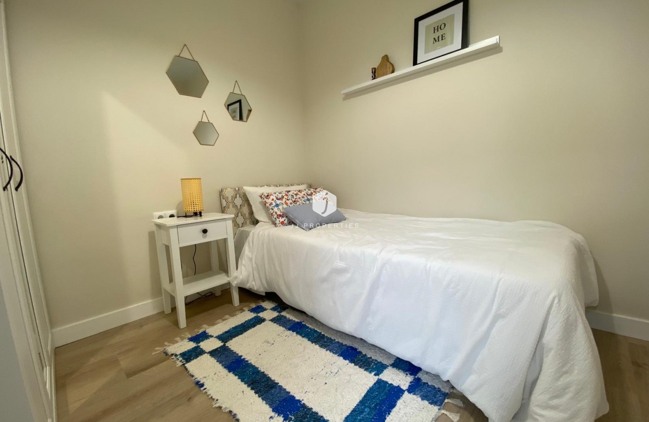 Tweedehands - Chalet -
Torrevieja - Costa Blanca