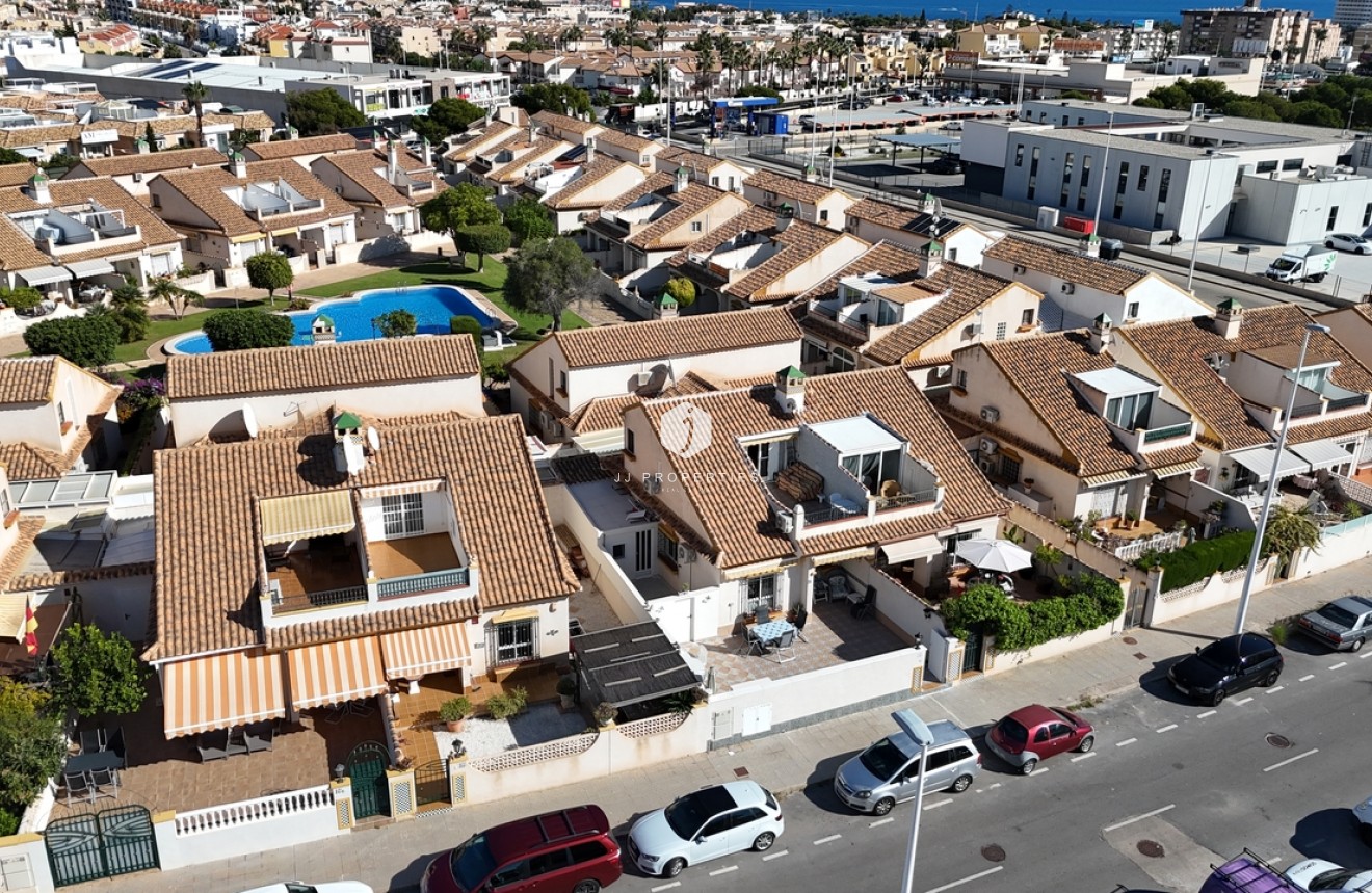 Aus zweiter Hand - Bungalow -
La Zenia - Costa Blanca