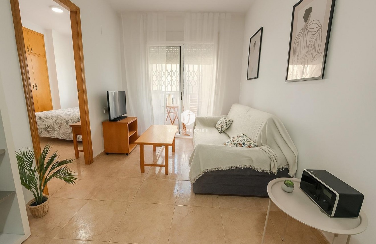 Tweedehands - Appartement / flat -
Torrevieja - Habaneras