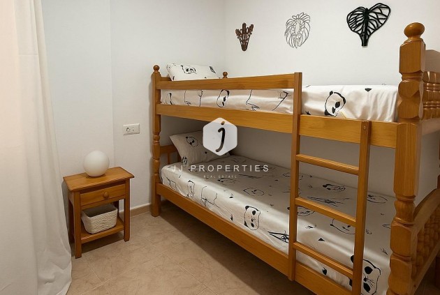 Tweedehands - Appartement / flat -
Torrevieja - Habaneras