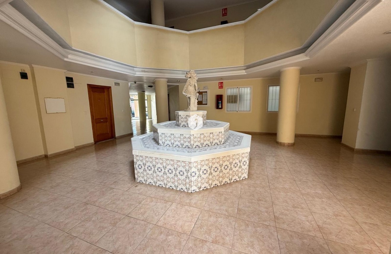 Tweedehands - Appartement / flat -
Torrevieja - Habaneras