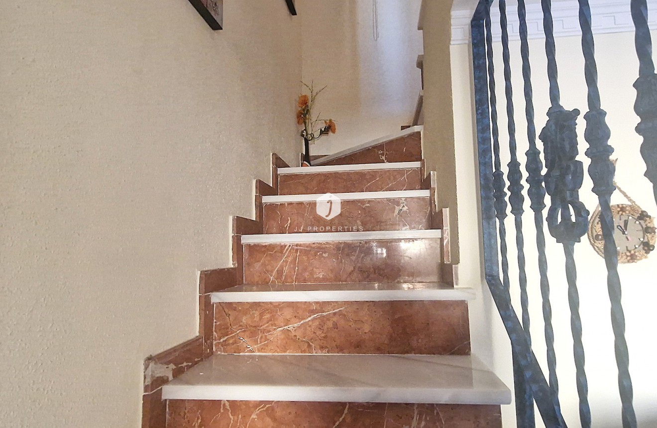 Tweedehands - Chalet -
Orihuela Costa - Costa Blanca