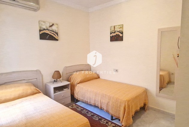 Tweedehands - Chalet -
Orihuela Costa - Costa Blanca