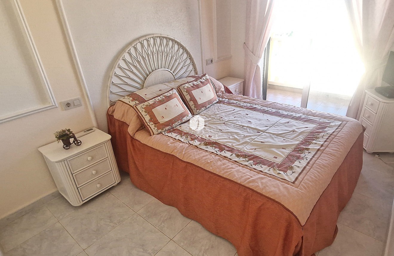 Tweedehands - Chalet -
Orihuela Costa - Costa Blanca