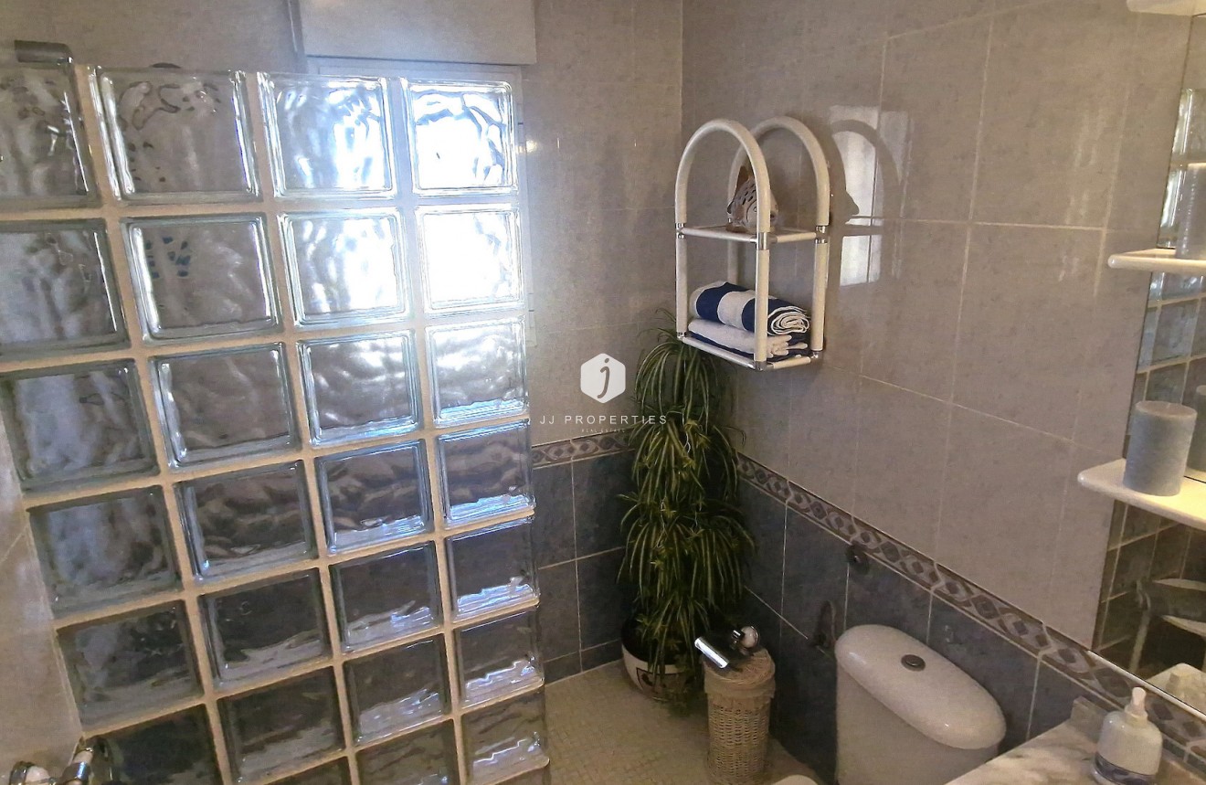 Tweedehands - Chalet -
Orihuela Costa - Costa Blanca