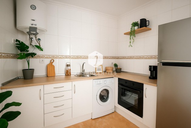 Tweedehands - Appartement / flat -
Torrevieja - Playa del Cura