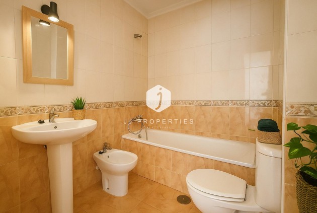 Tweedehands - Appartement / flat -
Torrevieja - Playa del Cura