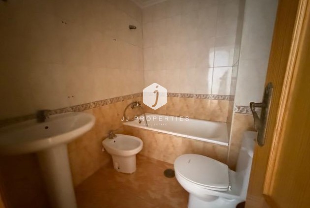 Tweedehands - Appartement / flat -
Torrevieja - Playa del Cura