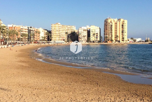 Tweedehands - Appartement / flat -
Torrevieja - Playa del Cura