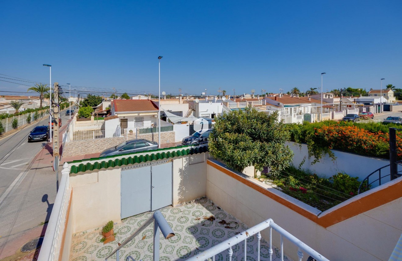 Tweedehands - Chalet -
Torrevieja - La Siesta - El Salado - Torreta