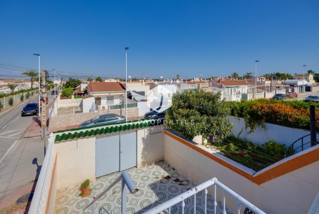 Tweedehands - Chalet -
Torrevieja - La Siesta - El Salado - Torreta