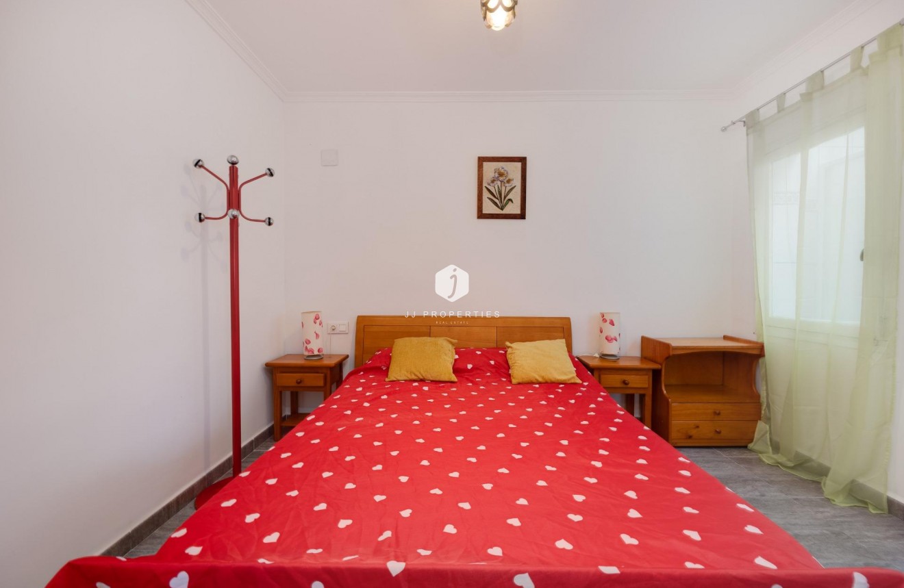 Tweedehands - Chalet -
Torrevieja - La Siesta - El Salado - Torreta