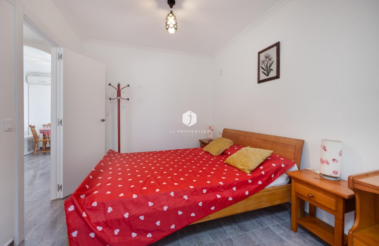 Tweedehands - Chalet -
Torrevieja - La Siesta - El Salado - Torreta