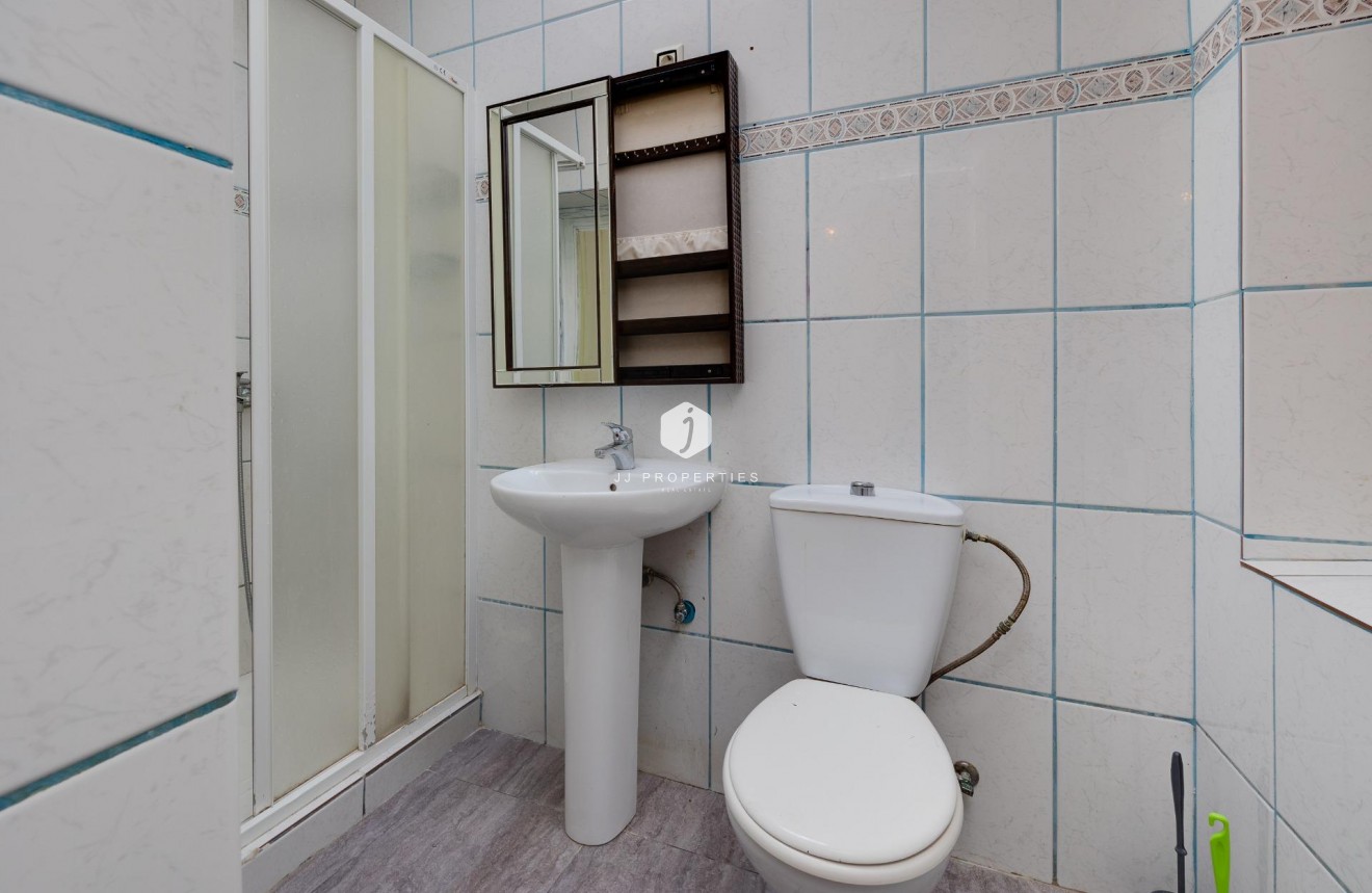 Tweedehands - Chalet -
Torrevieja - La Siesta - El Salado - Torreta