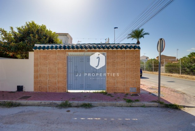 Tweedehands - Chalet -
Torrevieja - La Siesta - El Salado - Torreta