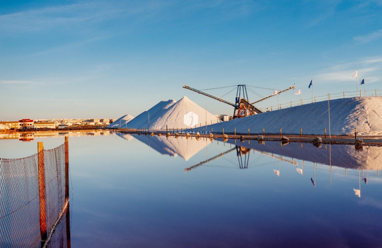 Tweedehands - Chalet -
Torrevieja - La Siesta - El Salado - Torreta