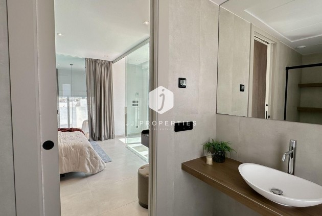 Neue Gebäude - Chalet -
Algorfa - La finca golf