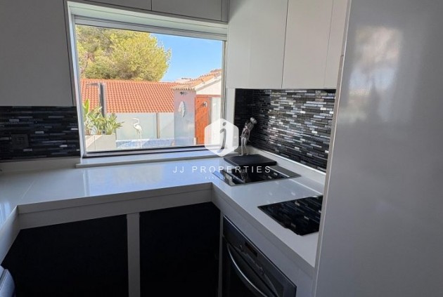 Z drugiej ręki - Villa -
Orihuela Costa - Costa Blanca