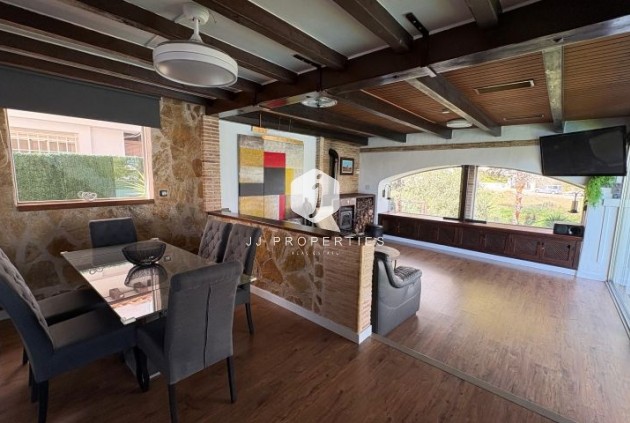 Z drugiej ręki - Villa -
Orihuela Costa - Costa Blanca