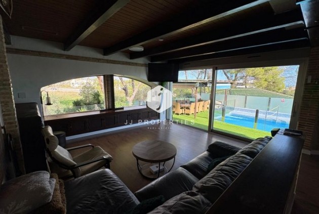 Z drugiej ręki - Villa -
Orihuela Costa - Costa Blanca