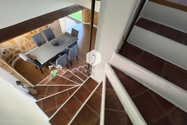 Z drugiej ręki - Villa -
Orihuela Costa - Costa Blanca