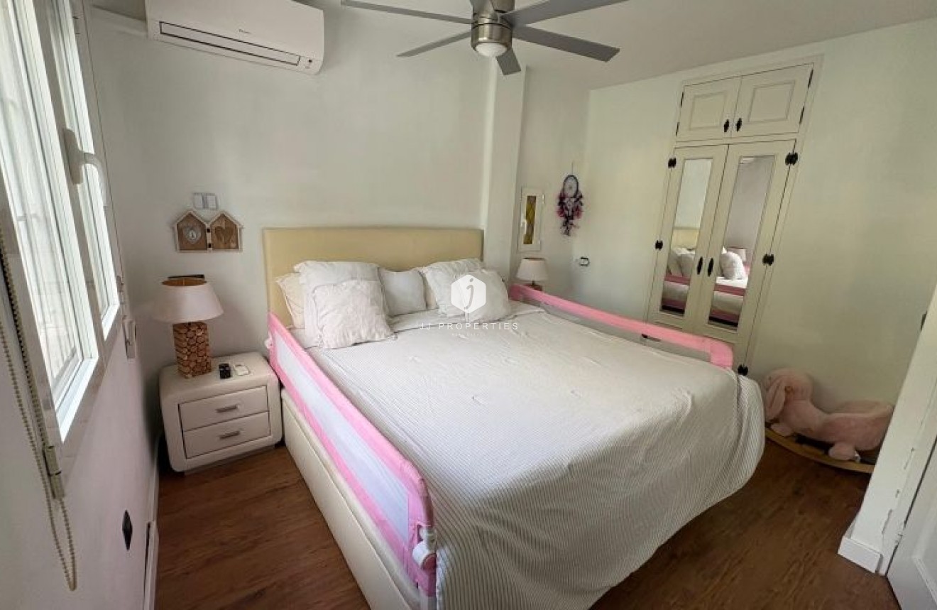 Z drugiej ręki - Villa -
Orihuela Costa - Costa Blanca