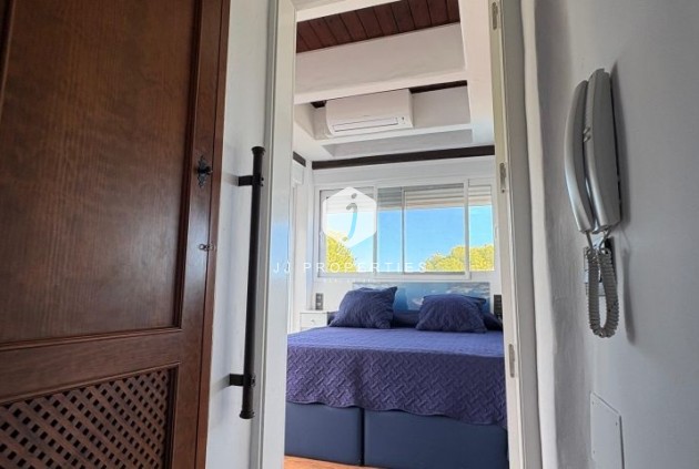 Z drugiej ręki - Villa -
Orihuela Costa - Costa Blanca