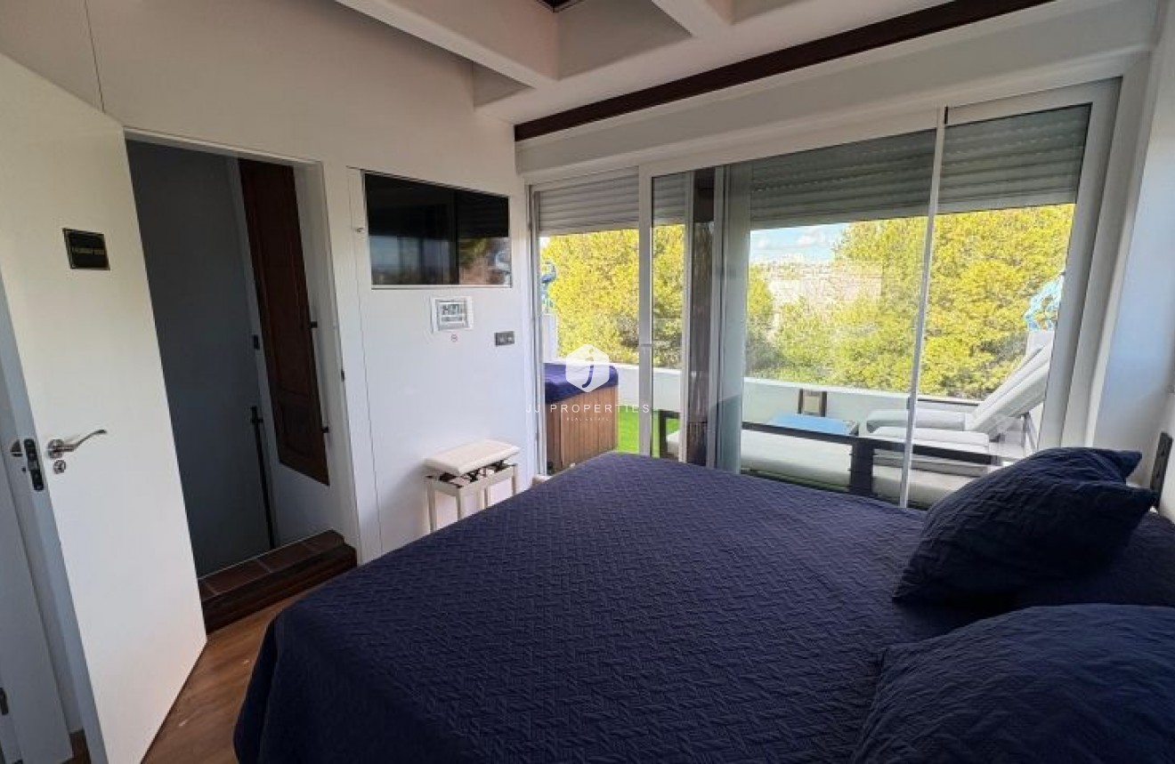 Z drugiej ręki - Villa -
Orihuela Costa - Costa Blanca