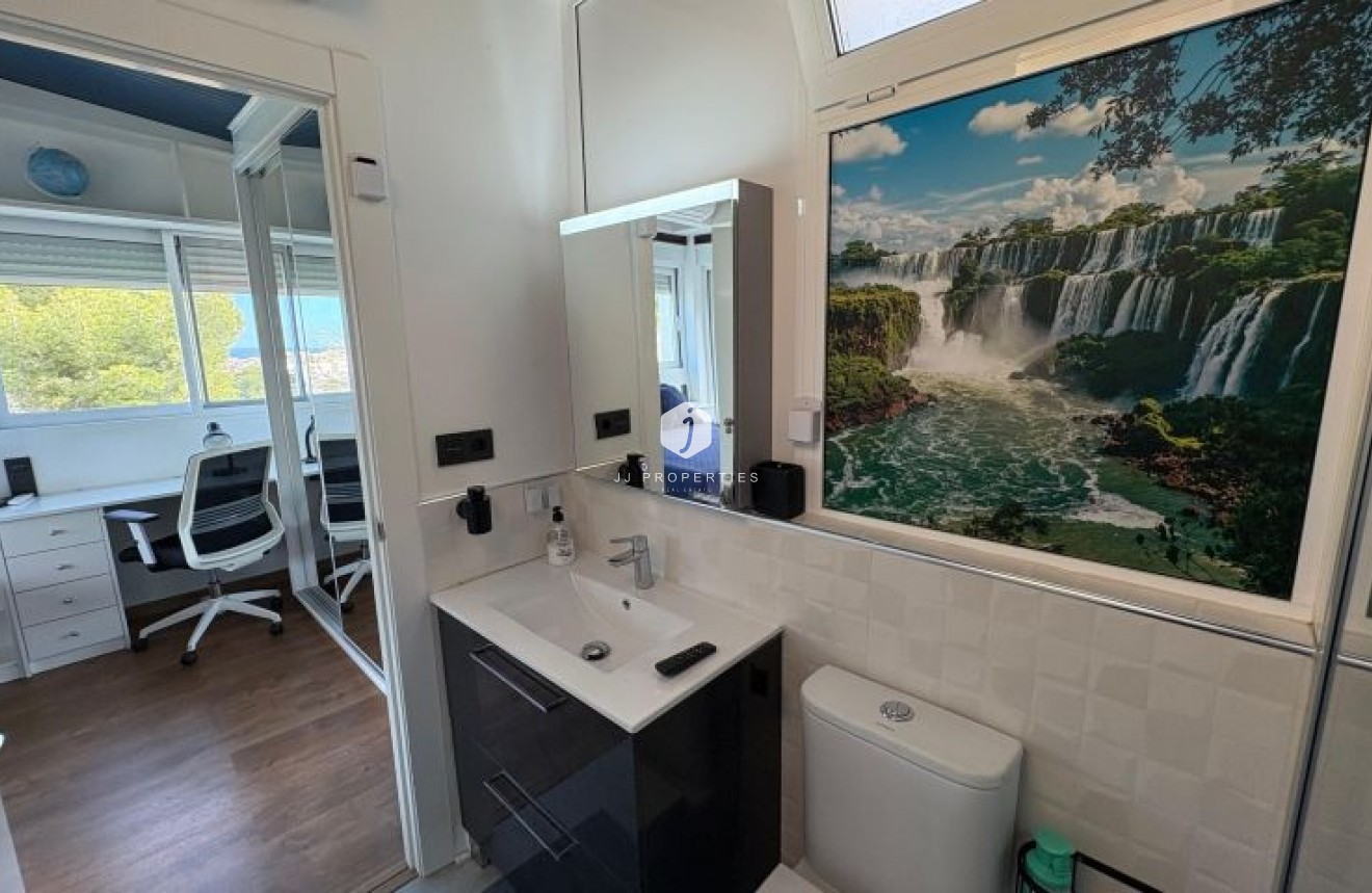 Z drugiej ręki - Villa -
Orihuela Costa - Costa Blanca