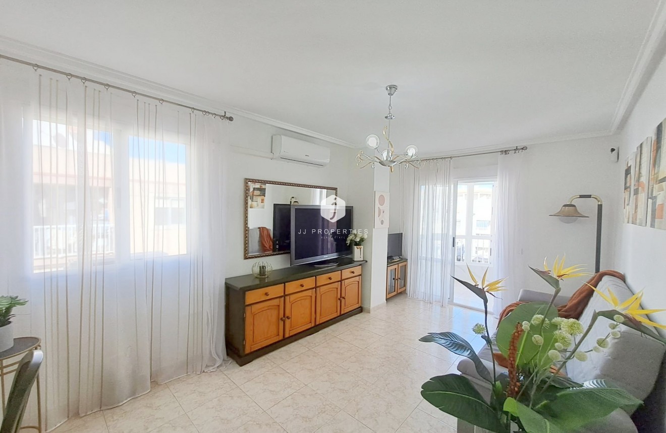 D'occasion - Appartement -
Torrevieja - Costa Blanca