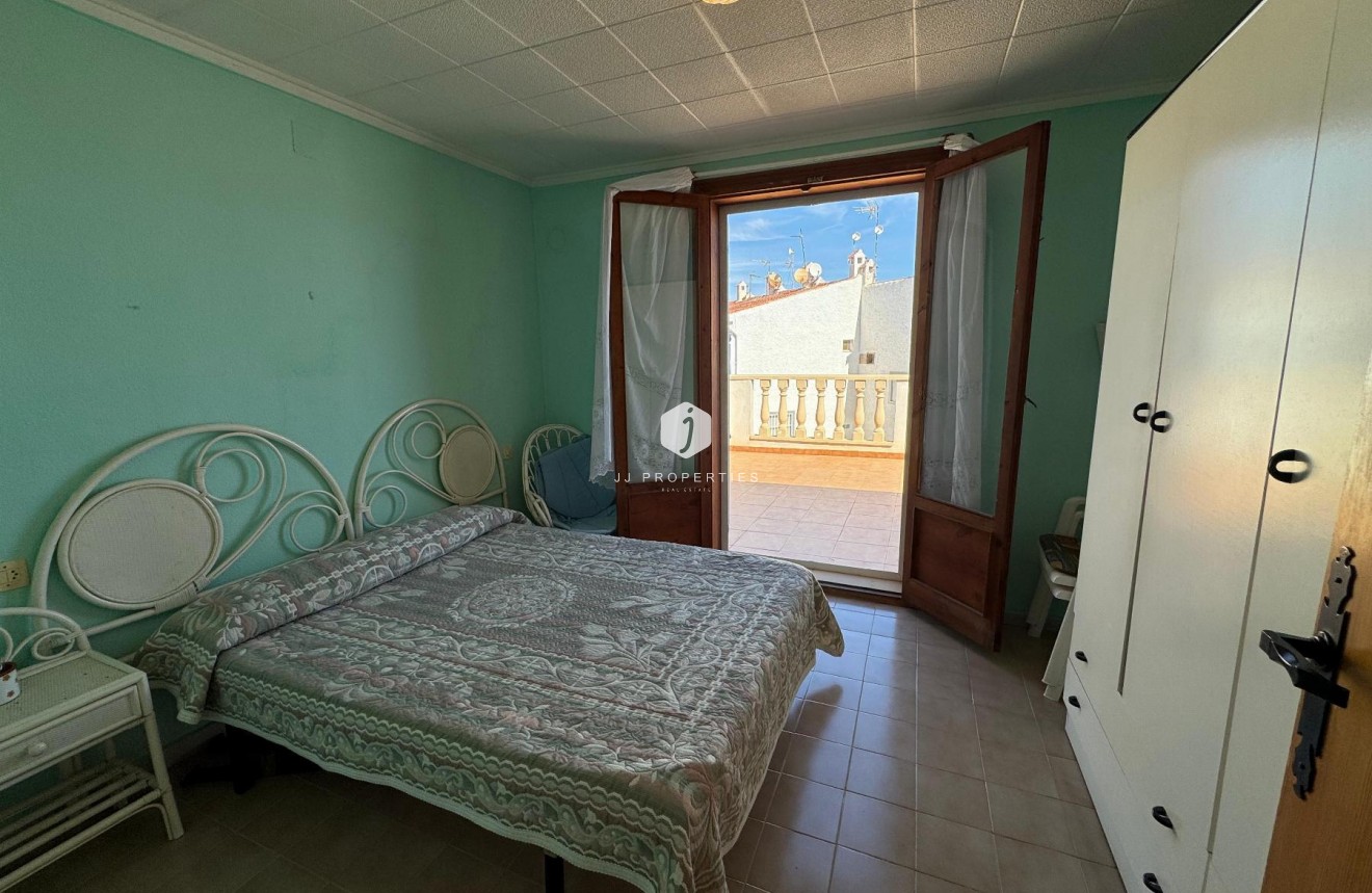 Resale - Duplex -
La Mata - Costa Blanca