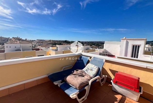 Z drugiej ręki - Szalet -
Orihuela Costa - Los Almendros-la Florida