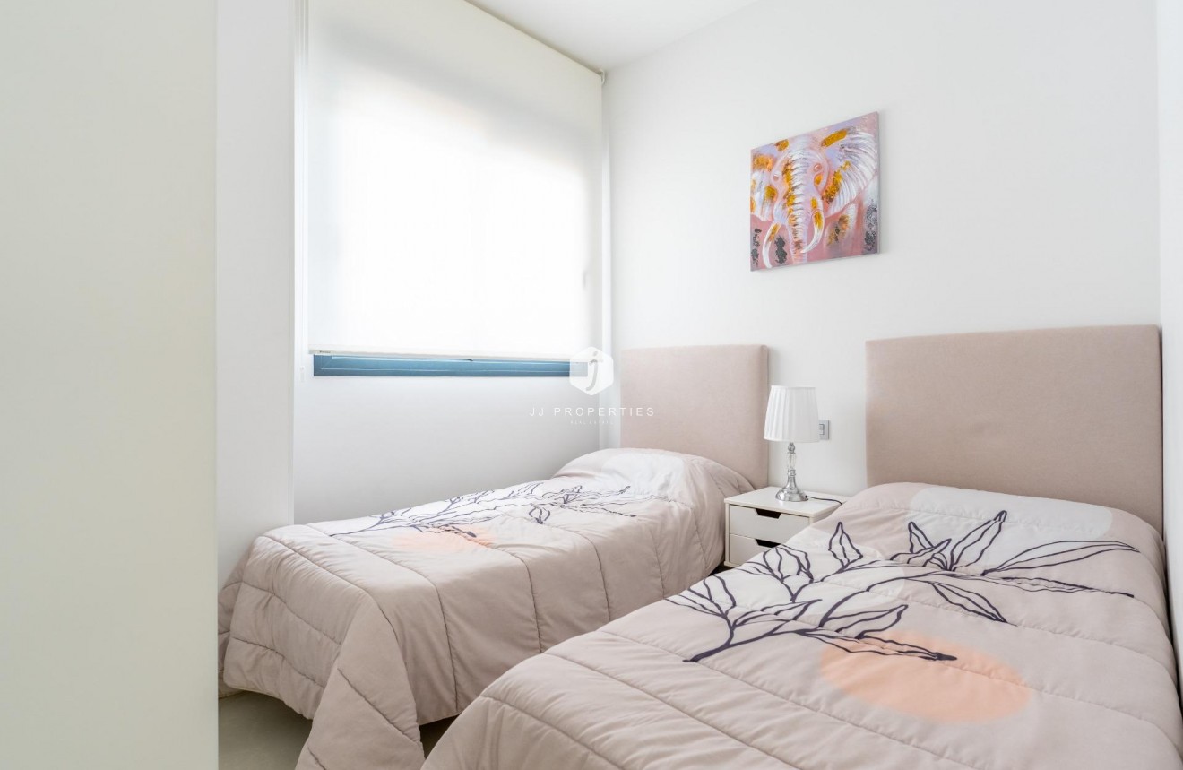 D'occasion - Appartement -
Torrevieja - Estacion de autobuses