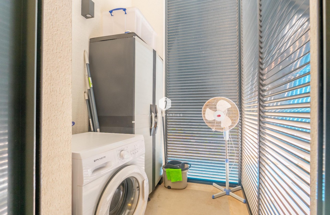 D'occasion - Appartement -
Torrevieja - Estacion de autobuses