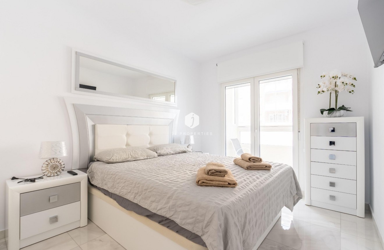 Aus zweiter Hand - Chalet -
Torrevieja - Punta prima