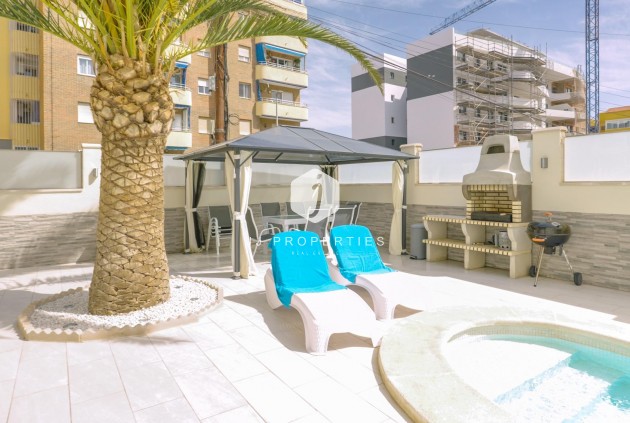 Aus zweiter Hand - Chalet -
Torrevieja - Punta prima