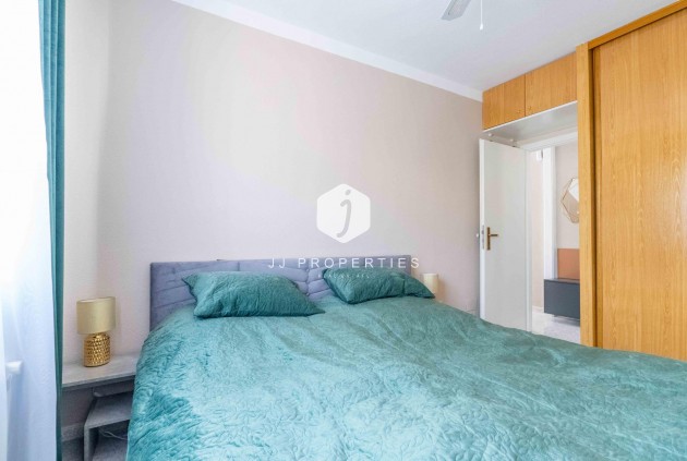 Resale - Villa -
Orihuela Costa - Punta Prima