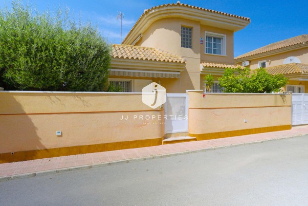 Resale - Villa -
Orihuela Costa - Punta Prima