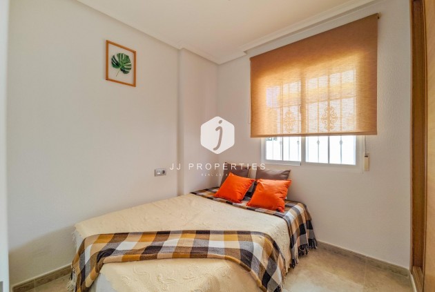 Resale - Villa -
Torrevieja - La Mata