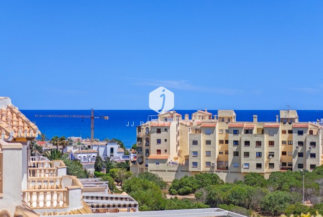 Resale - Villa -
Torrevieja - La Mata