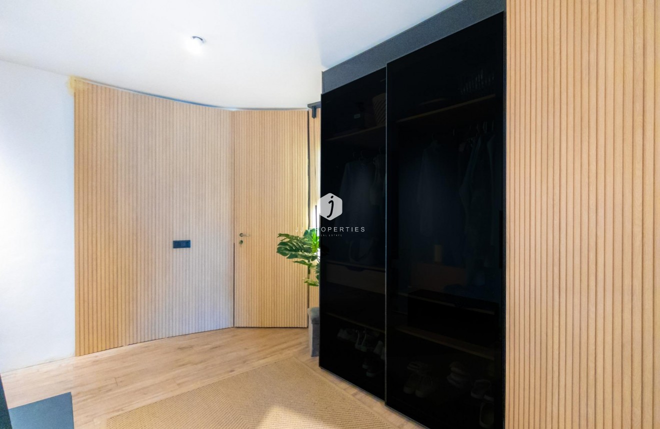 Z drugiej ręki - Villa -
Torrevieja - El chaparral