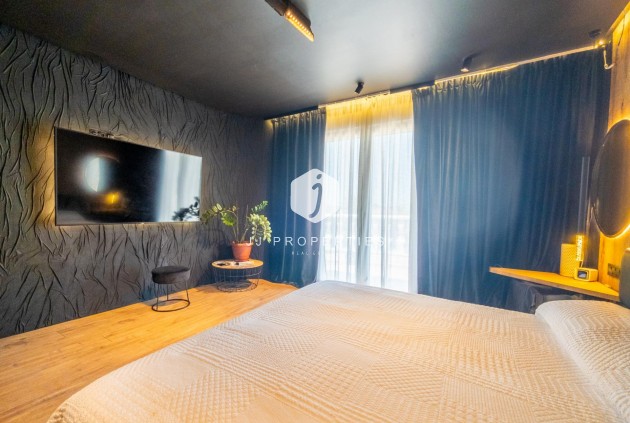 Z drugiej ręki - Villa -
Torrevieja - El chaparral