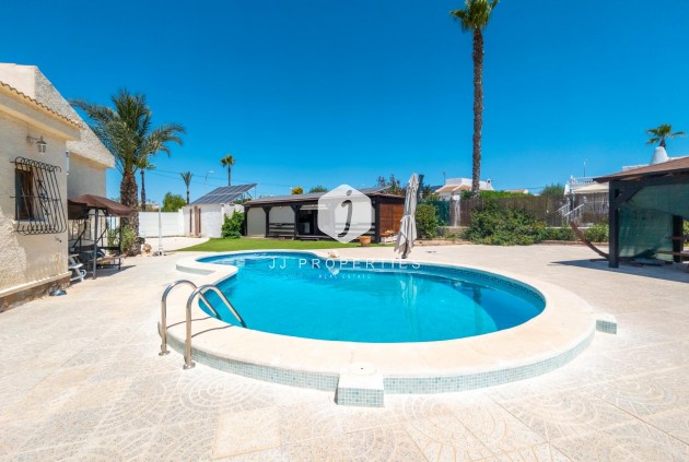Z drugiej ręki - Villa -
Torrevieja - El chaparral