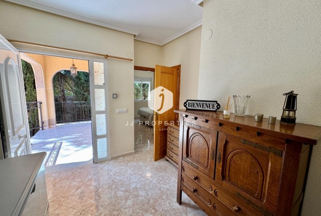 D'occasion - Villa -
Dolores - Cmno. Escorredor