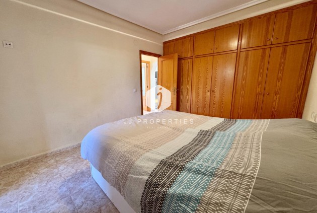 D'occasion - Villa -
Dolores - Cmno. Escorredor