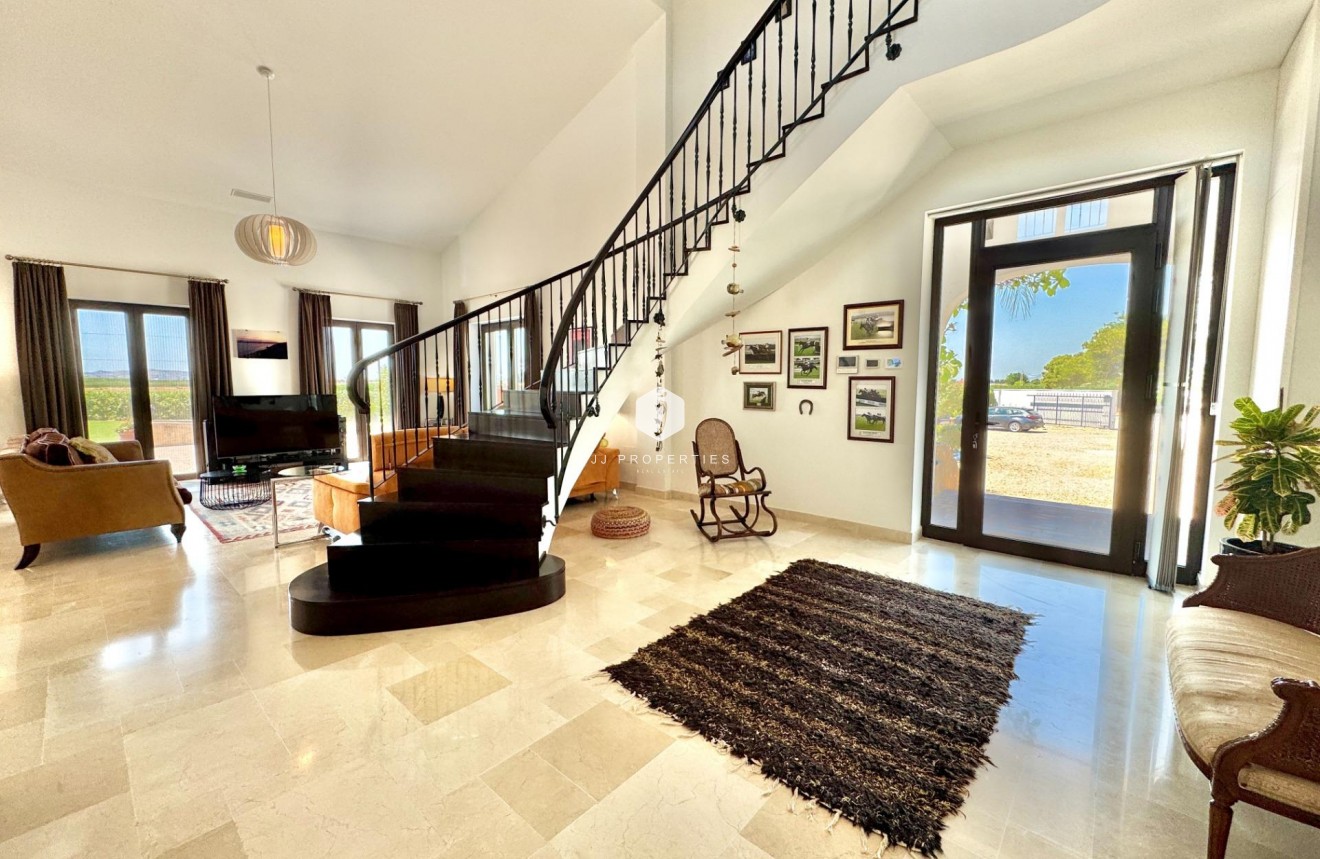 Resale - Villa -
Dolores - Comunidad Valenciana