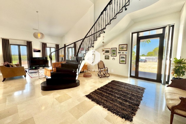 Resale - Villa -
Dolores - Comunidad Valenciana